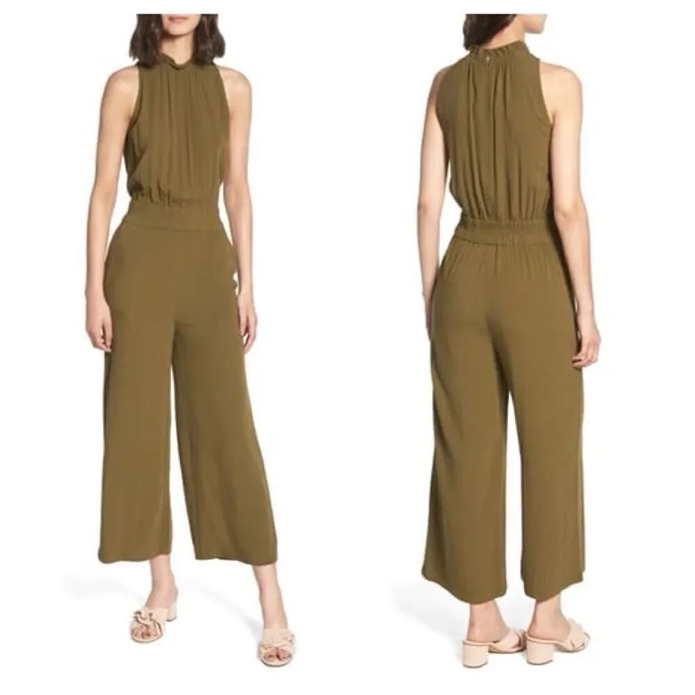 Chelsea 28 Ruffle Neck Jumpsuit Size Large